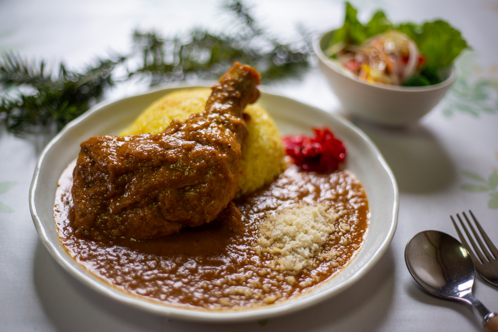 アマデウスほろほろチキンカレー