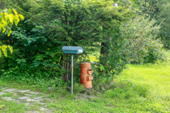 誰も住んでない家のポスト