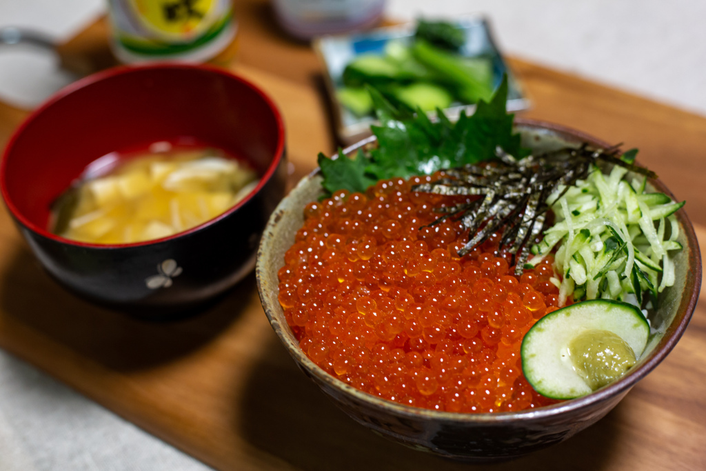 旬味覚   生筋子のイクラ丼