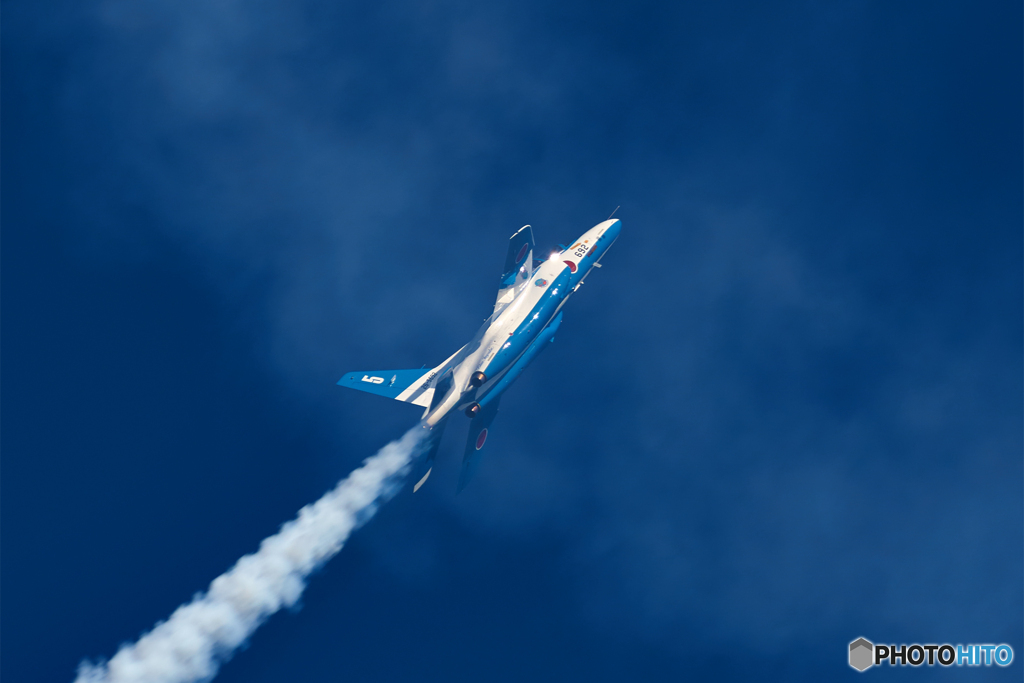 ブルーインパルス 5番機 バーティカルクライムロール
