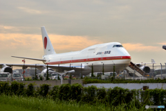 夕焼けと政府専用機　@羽田空港