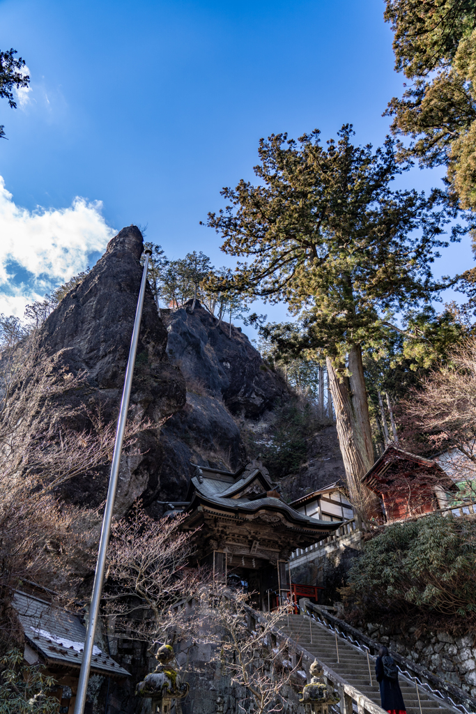 榛名神社本殿手前