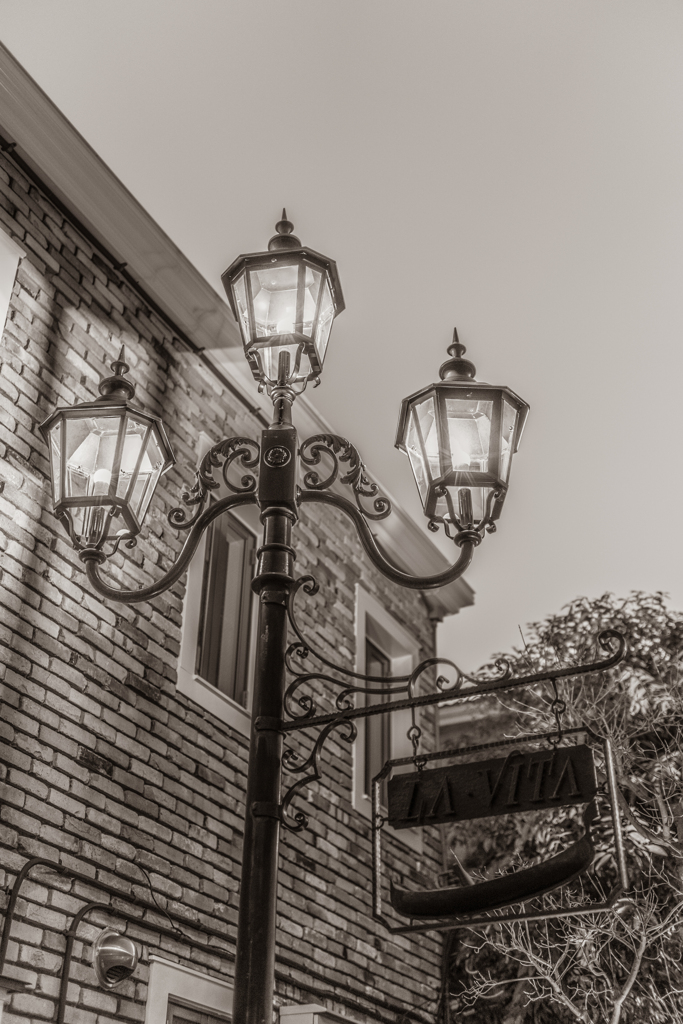 Street lamp