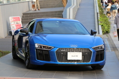 アウディR8