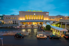 「雨上がりの上野駅」
