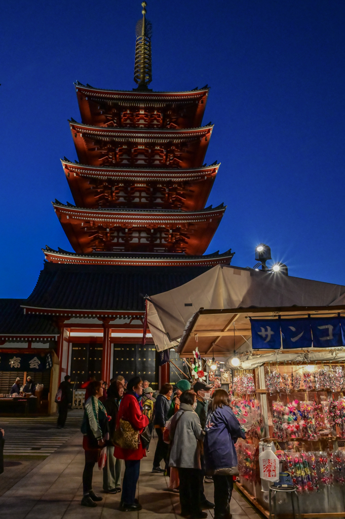 「羽子板市」-3