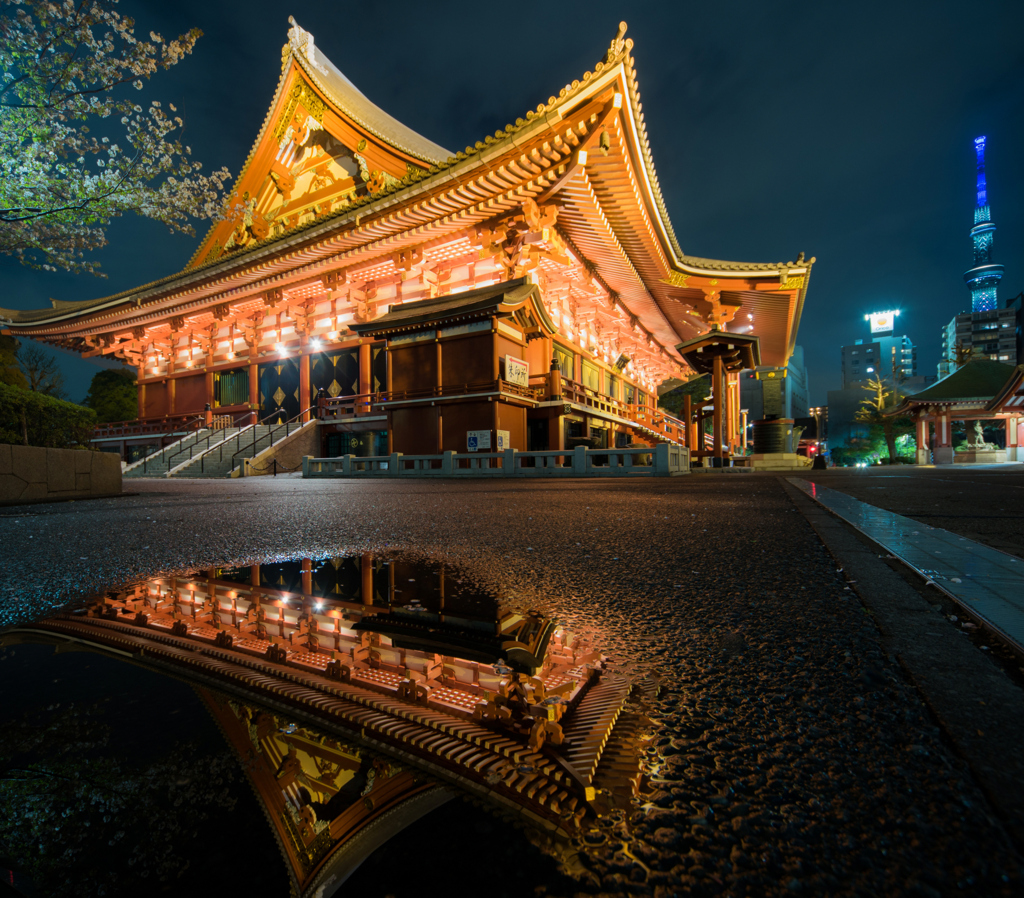 「雨上がりの浅草寺」-1