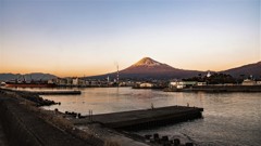 田子の浦港の夕景