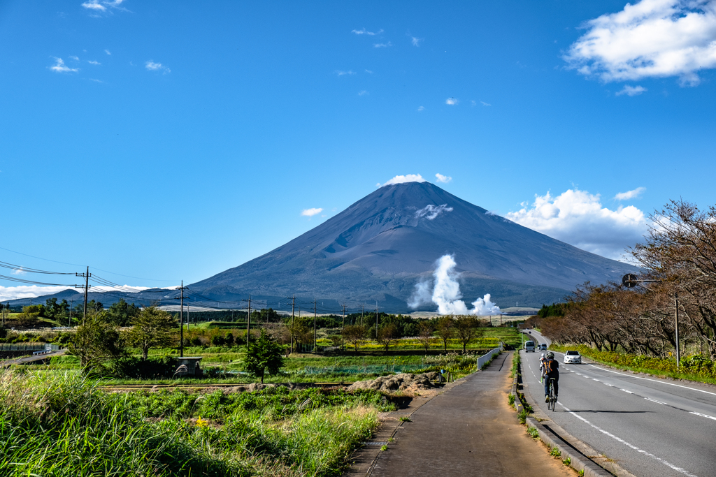 富士山麓の砲煙
