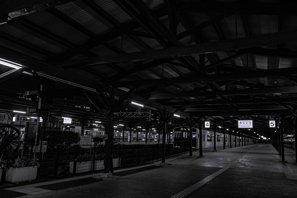 もじこう駅