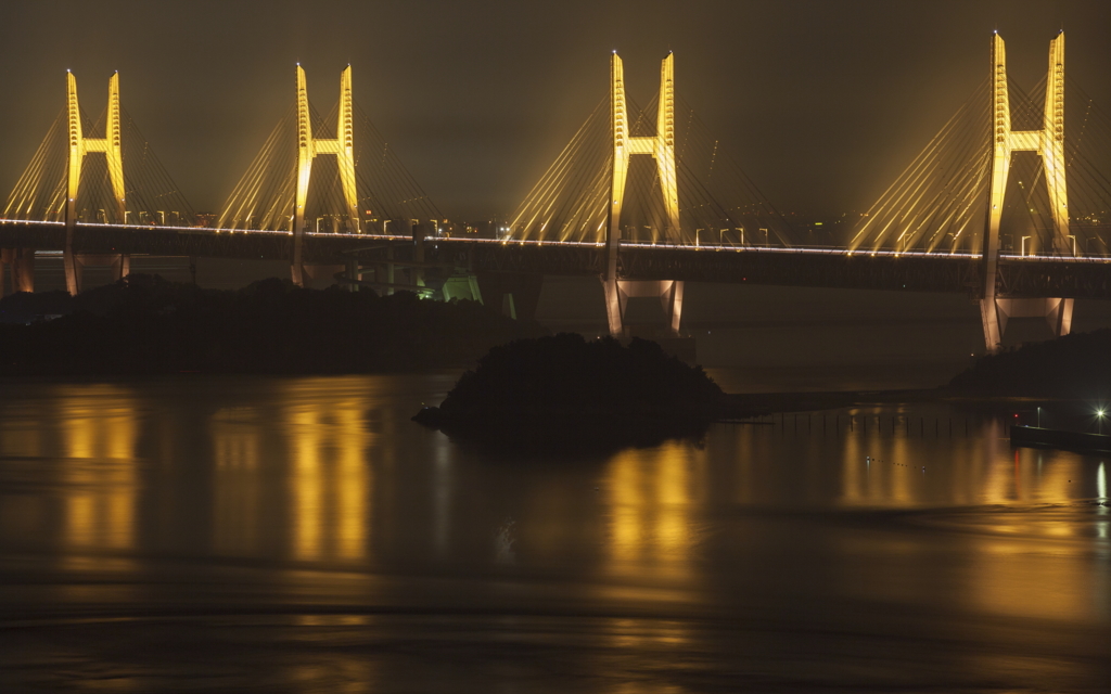 瀬戸大橋　斜張橋