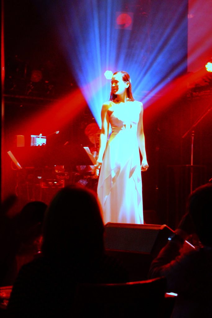 日系ブラジル人歌手６