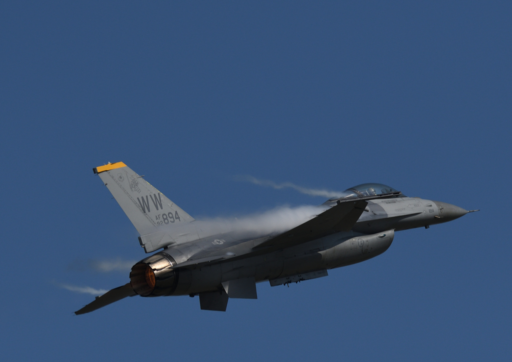 米軍 F16 35FW 戦闘機 希少価値高い 木製品 一点物 三沢米軍基地