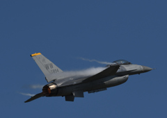 F-16戦闘機（米軍三沢基地より）　９/１６❷