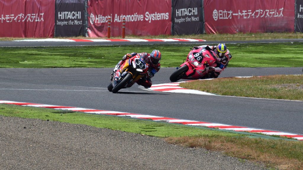   予選・・・・鈴鹿８耐⑤