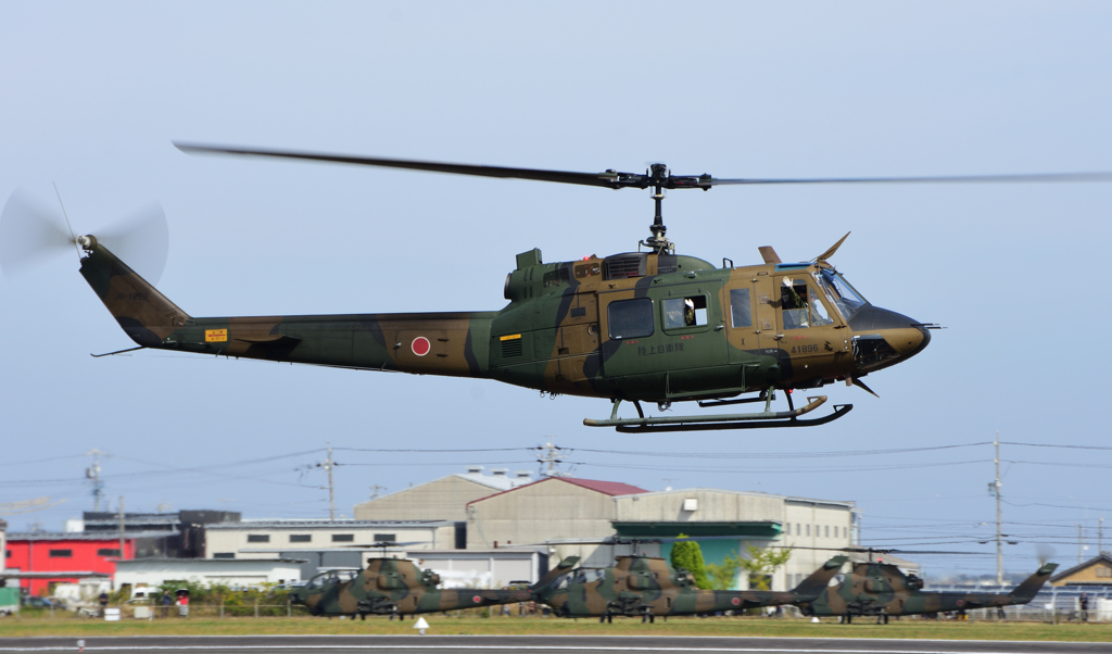 ベル富士重工UH-１Jイロコイ　❷