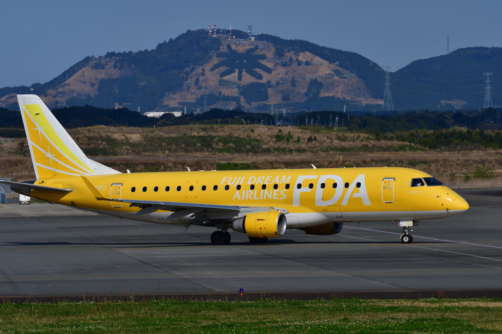 富士山静岡空港　４/６❶