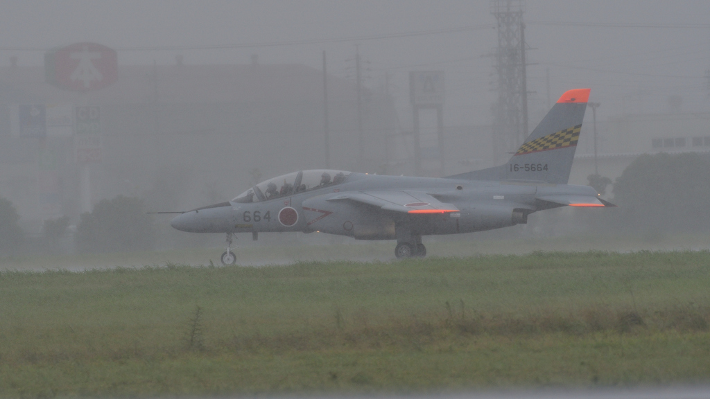  Ｔ－４発着訓練展示⑥