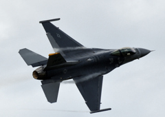 F-16　❹
