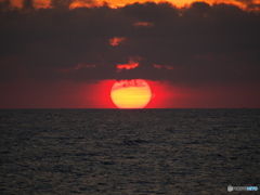 赤眼の夕日