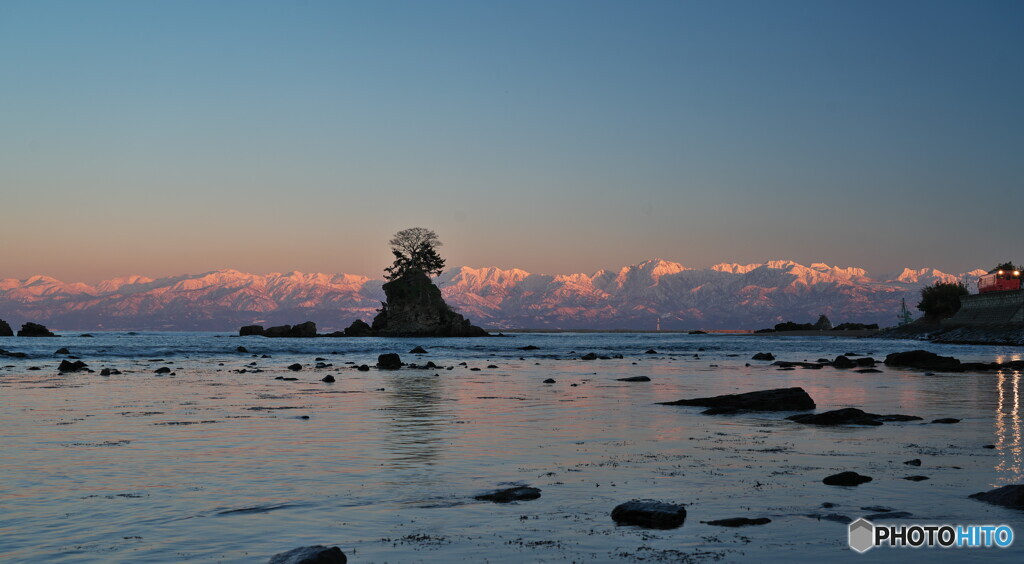 雨晴海岸夕景（パノラマ風タラコ付き）