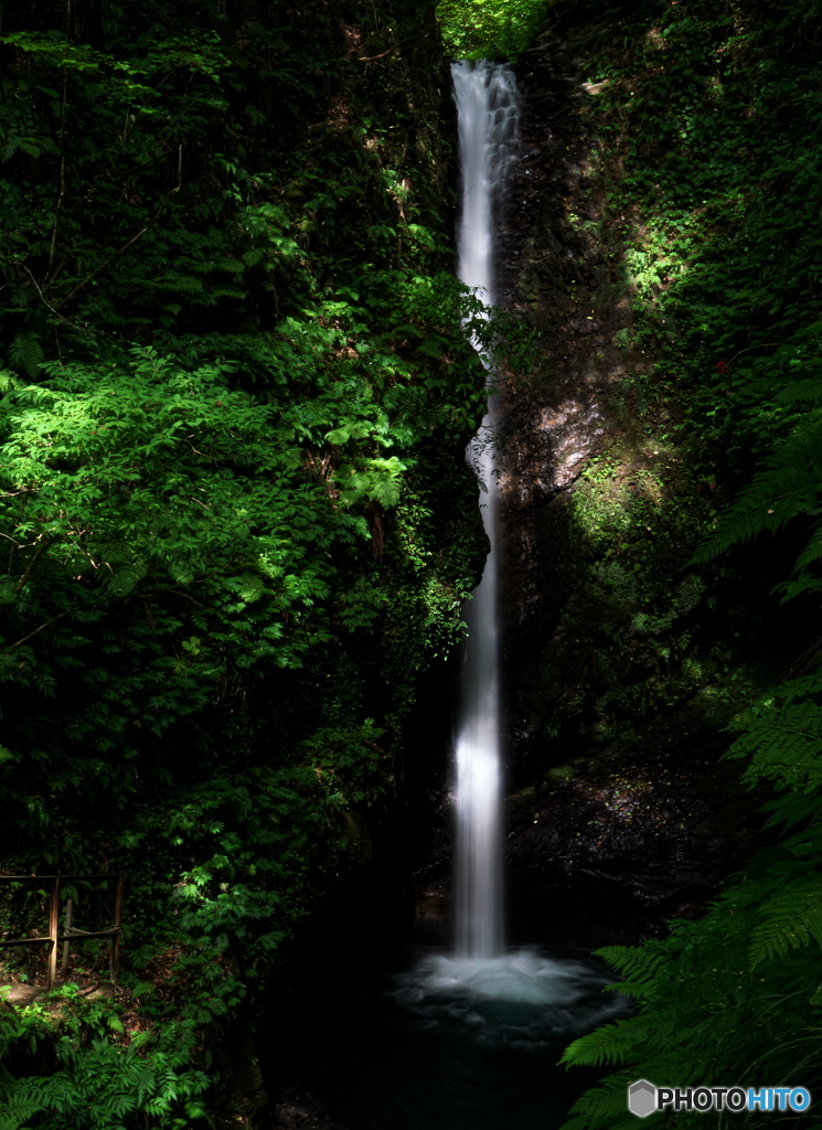 岩室の滝