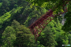 深緑の奥鐘橋