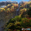 錦秋のハンノキ滝