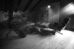 屋根裏のようなリビング