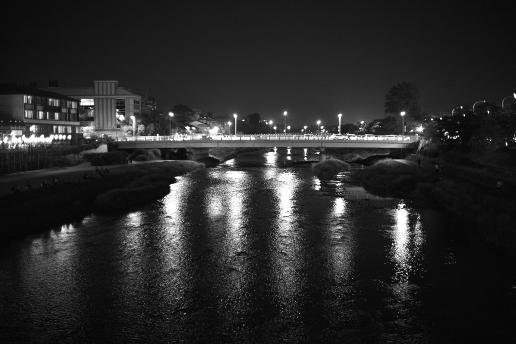 京都　鴨川の夜景