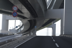 高速道路下