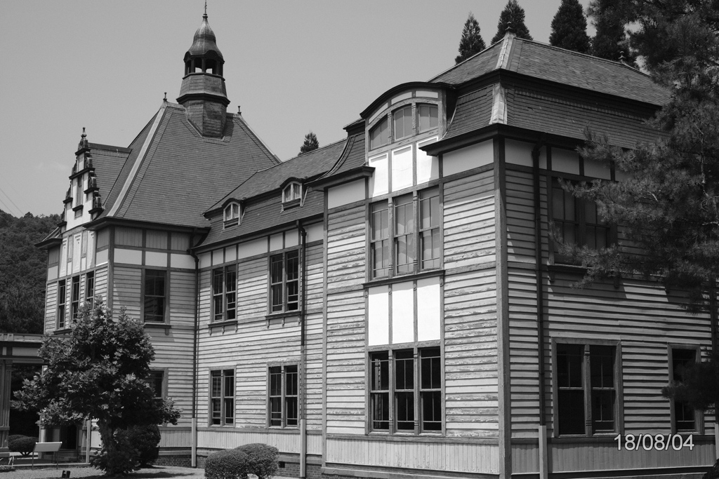 北里研究所本館・医学館