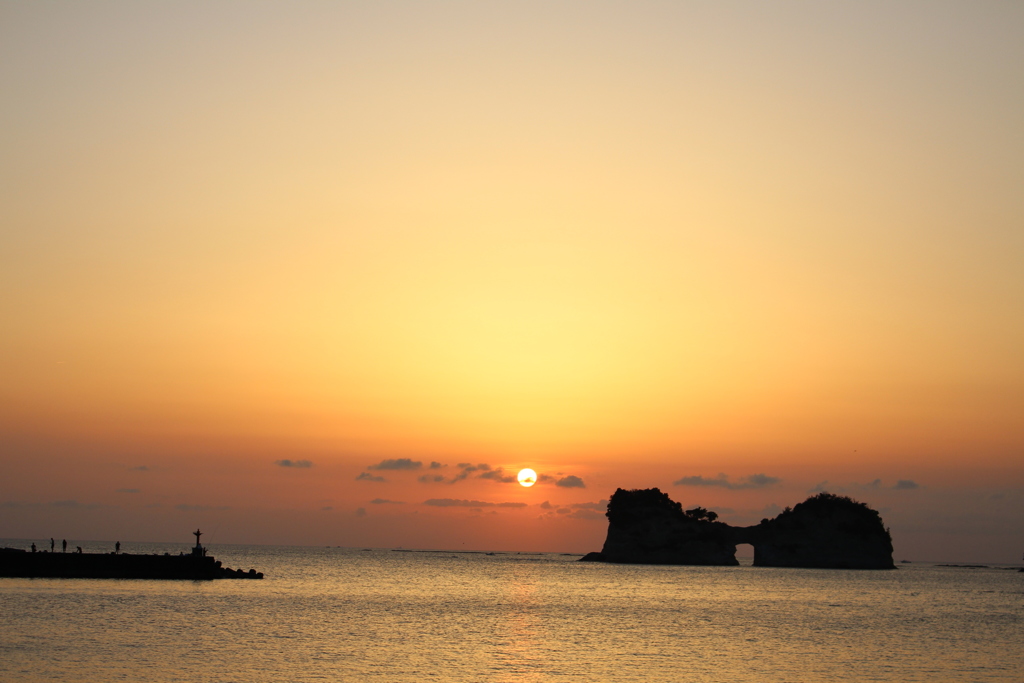 白浜　円月島