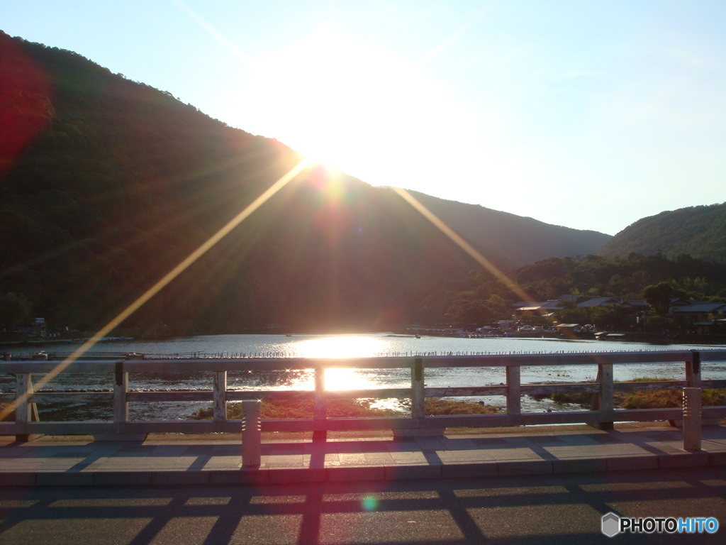 京都 嵐山 渡月橋からの夕日
