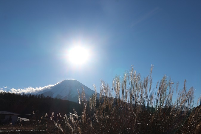 日中の富士山