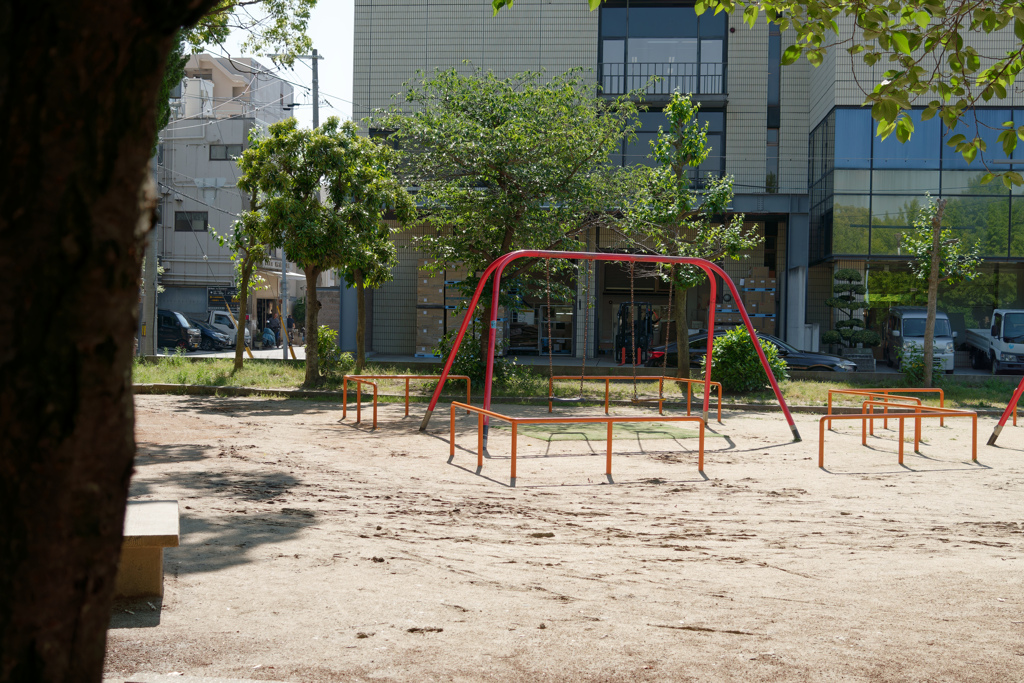 雨上がりの公園