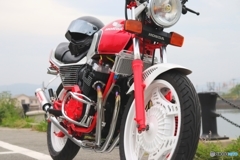 CBX400F