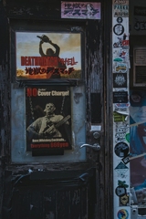 door  !