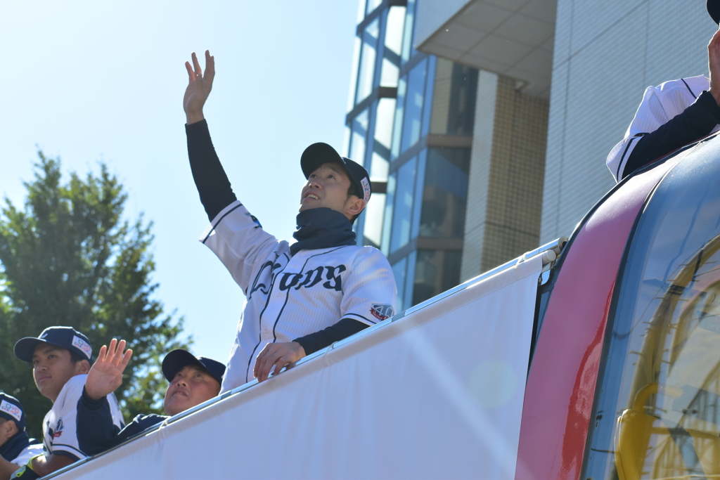 埼玉西武ライオンズ　優勝パレード　外崎修太選手