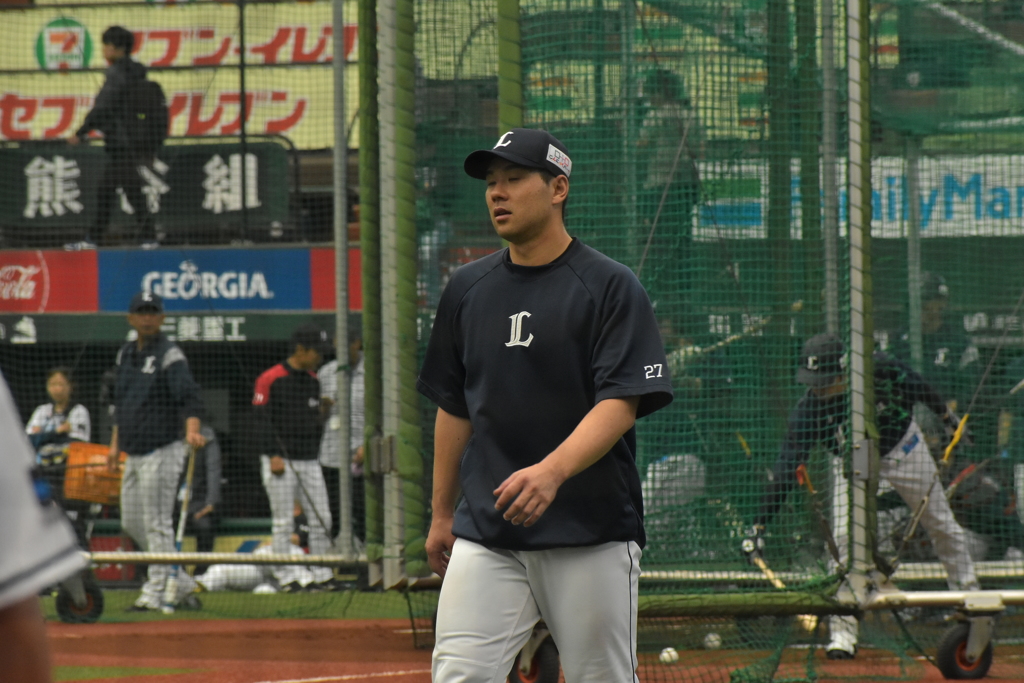 西武ライオンズ　炭谷銀仁朗選手　練習中