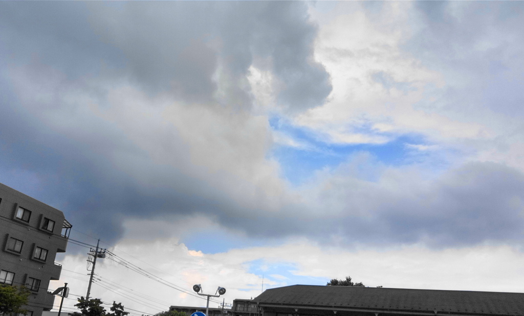 青空と雨雲