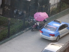 張家界市内の二輪車