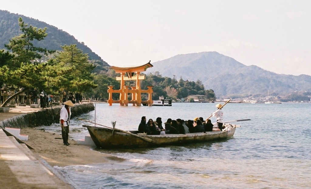 船出