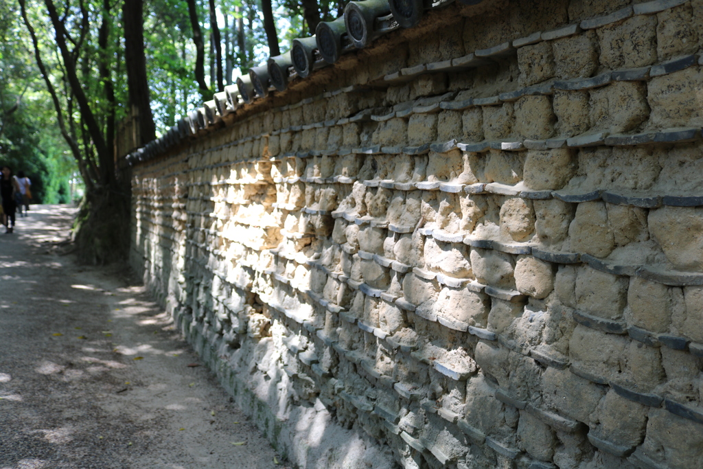 鑑真和上御廟の土塀