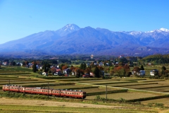 秋の妙高山