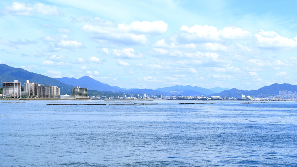 夏の広島湾