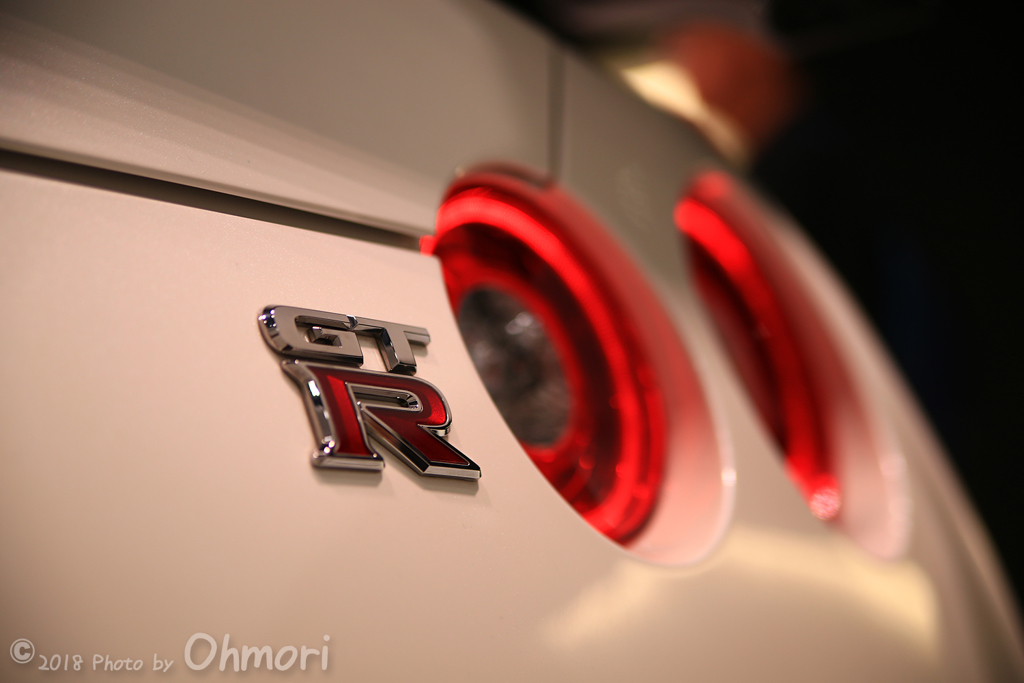 R35 エンブレム