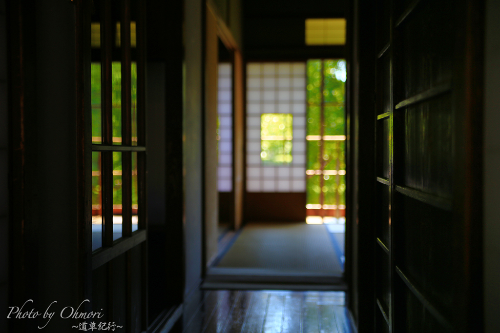 窓の明かり by 道草紀行 （ID：8175030） 写真共有サイトPHOTOHITO