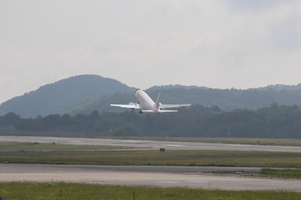 岡山空港　JTA