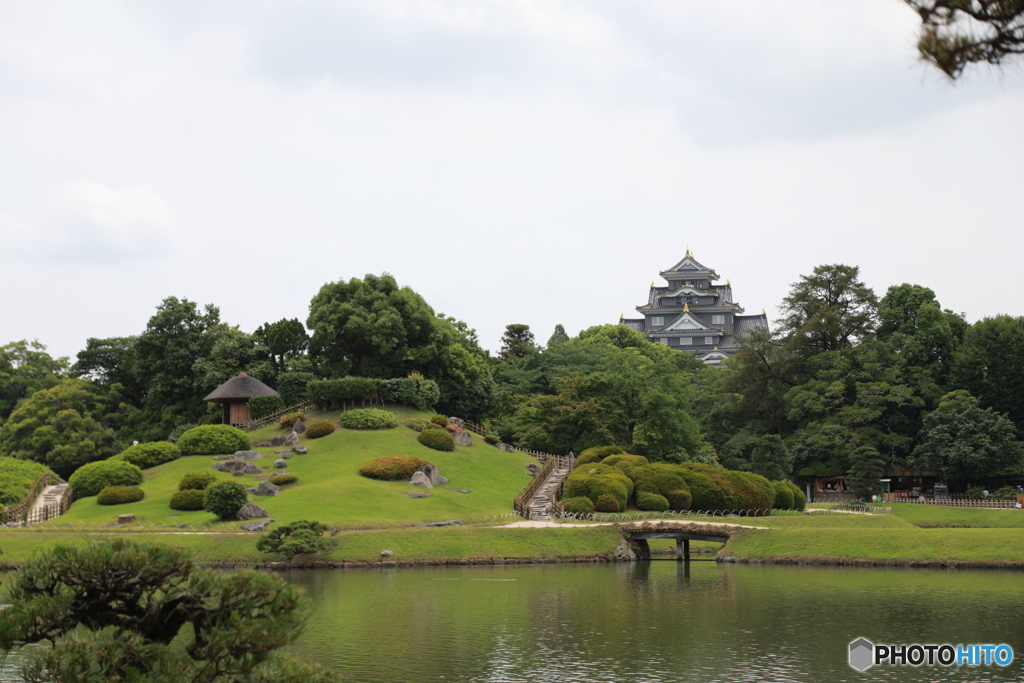 後楽園から眺める岡山城